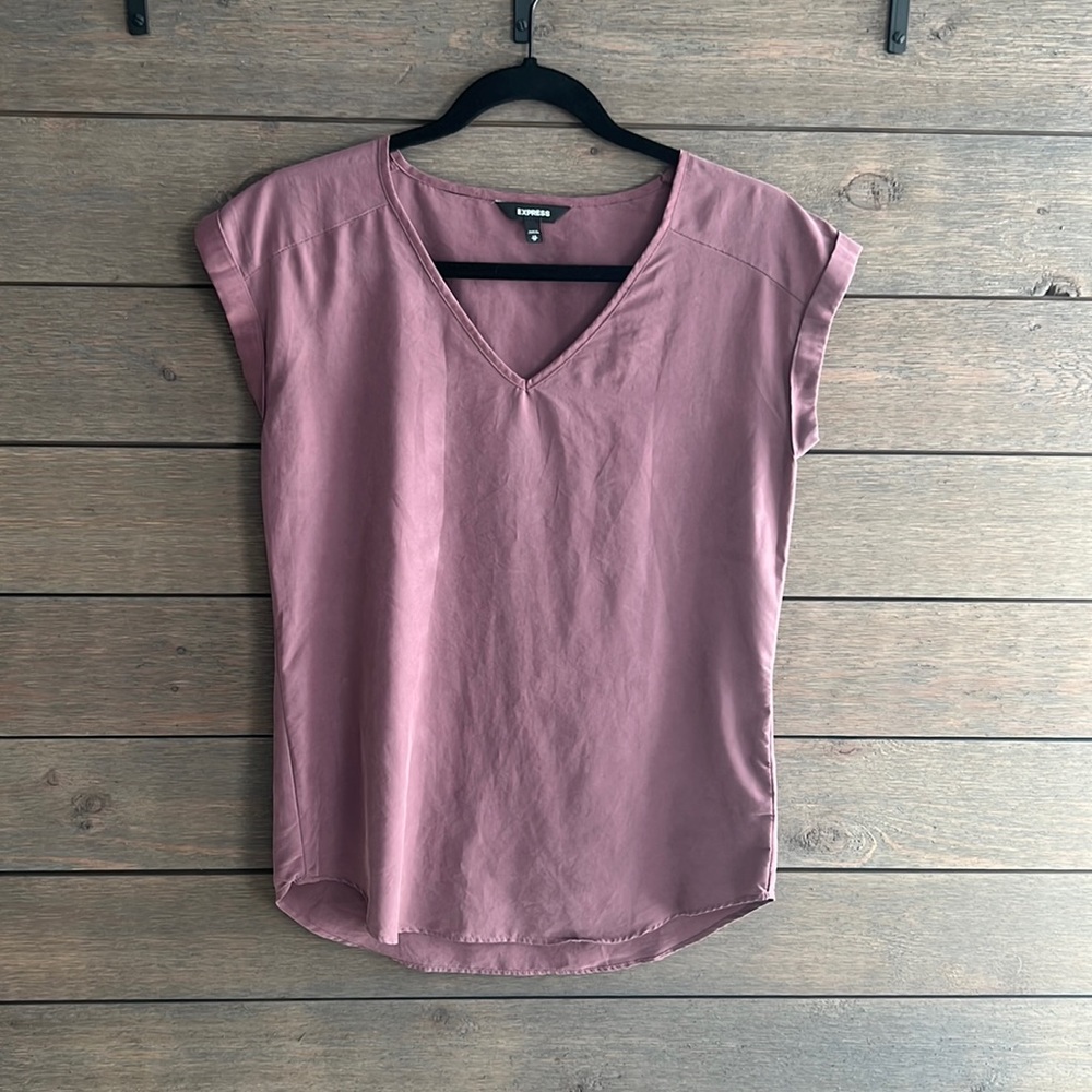 Mauve V-Neck Top